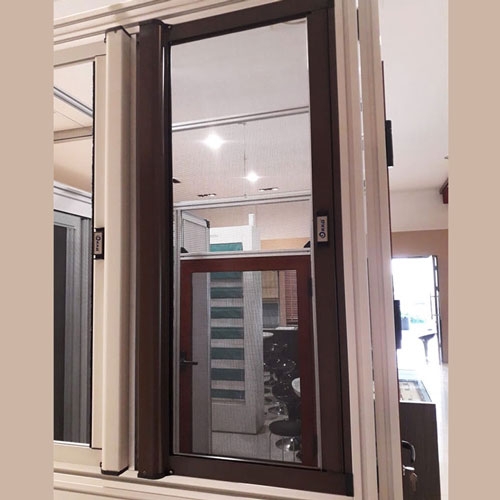 ONNA BANDUNG ROLL SIDE WINDOW Produk Kasa Nyamuk terbaru dari Onna, dengan teknologi Spring atau pegas didalamnya membuat pengoperasian produk ini sangat mudah dengan cara menggulung secara otomatis sehingga mampu mencegah nyamuk maupun serangga masuk kedalam rumah. Tekan bagian tengah maka jendela akan menggulung sendiri secara otomatis.